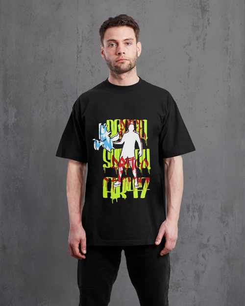 Free Fire Draco Ak Emote – Premium Unisex Oversized Black T-Shirt | 240 GSM Cotton