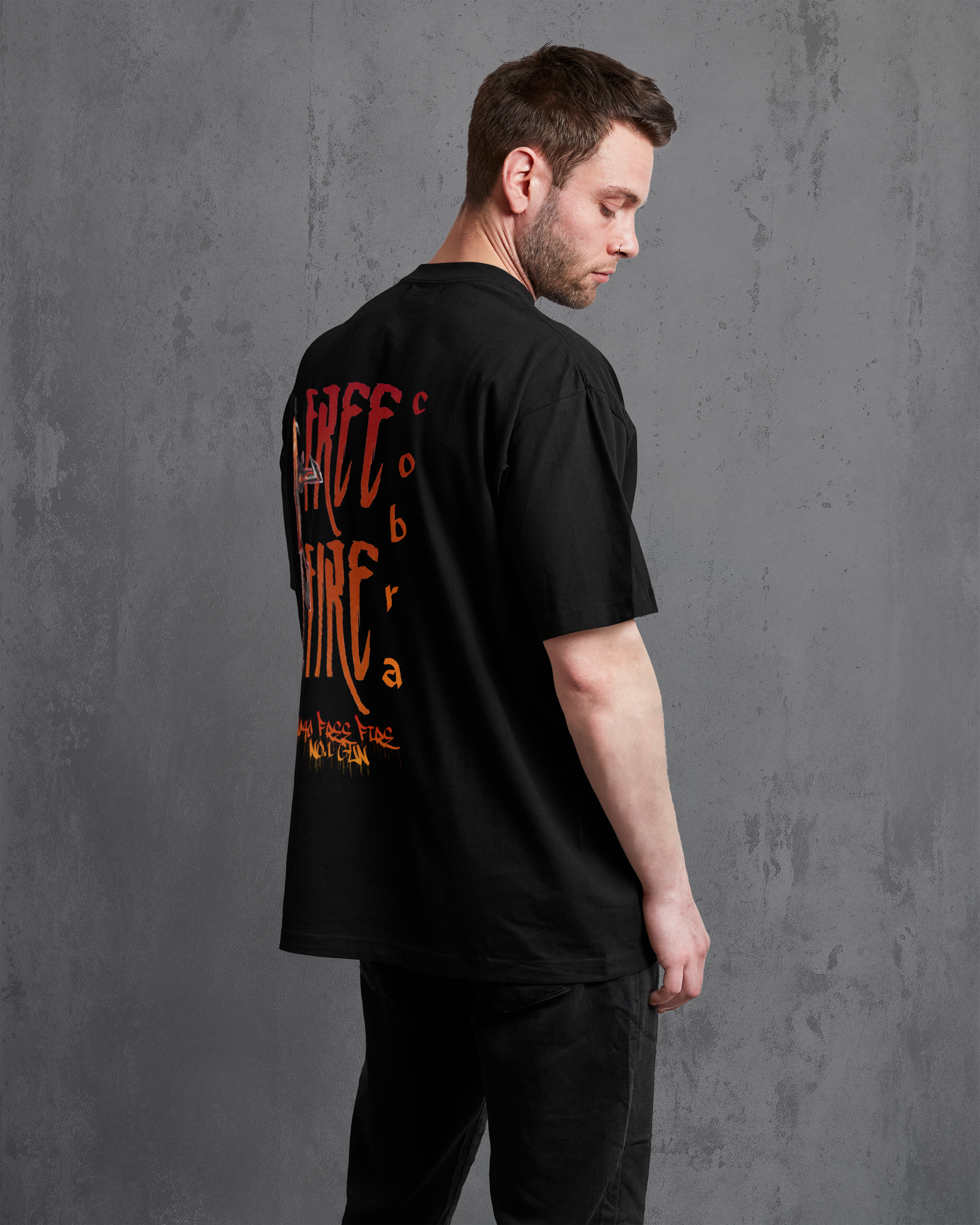 Free Fire Cobra MP40 – Premium Unisex Oversized Black T-Shirt | 240 GSM Cotton